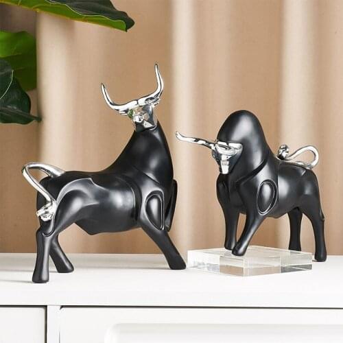 Modern Simple Luxury Handmade Resin Crafts Animal Cattle Decoration Home Living Room Office Wine Cabinet Ornaments Accessories