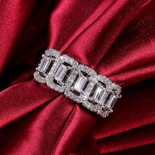 Fashion Exquisite Luxury Charm White AAA Zirconia Wedding Rings for Women Party Engagement Jewelry Ring