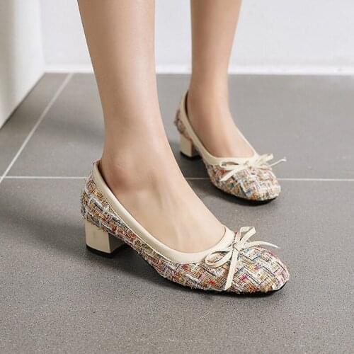 Sweet lovely style comfortable round head pumps fashion color matching bowknot beige black thick medium with womens shoes