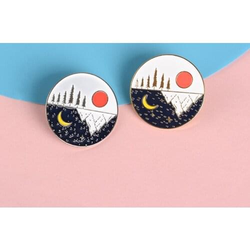 Cartoon Geometry Round Mountain Peaks Suns Suns Enamel Brooches Gold Silver Alloy Badges Denim Clothes Bags Pins Cute Jewelry