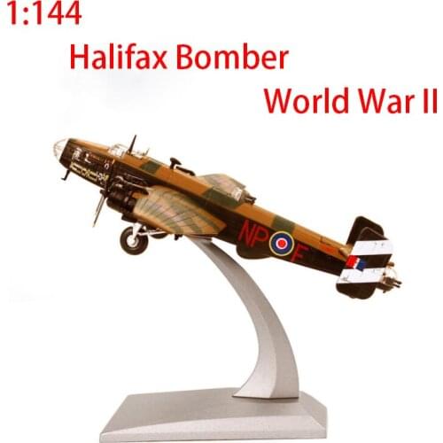 Diecast Airplane Model 1:144 Scale World War II Halifax Bomber Alloy Aircraft Static Display Adult Collection Toys for Boys