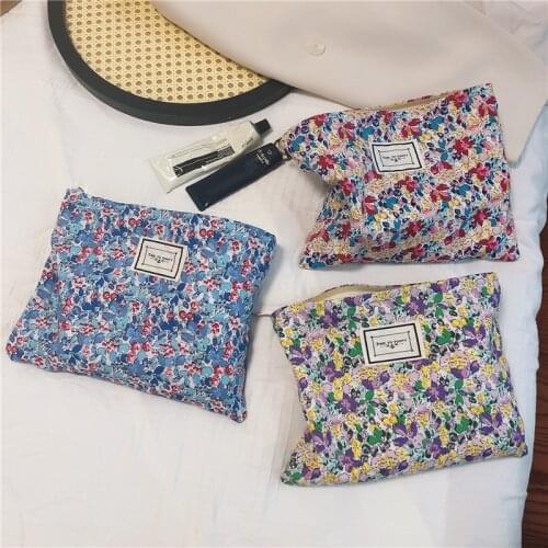 Temperament retro dark floral cotton fabric cosmetic bag handbag storage bag bag soft zipper spring new Beauty Brush Storage