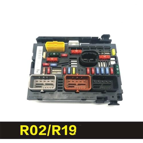 Brand New Genuine Fuse Box Unit Assembly Under Bonnet 9809742780 9664705980 9675877980 BSM R02=R19 For Citreon C5 TD 08-12 3008