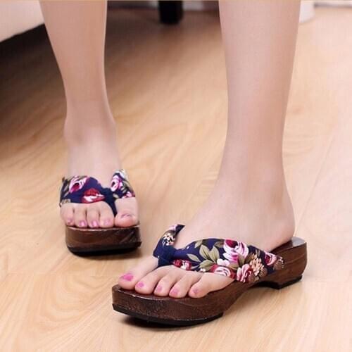 Summer Beach Sandals Japanese Style Geta Clogs Women Paulownia Wooden Slippers Flats Flip Flops Round Toe Shoes Cosplay Costumes