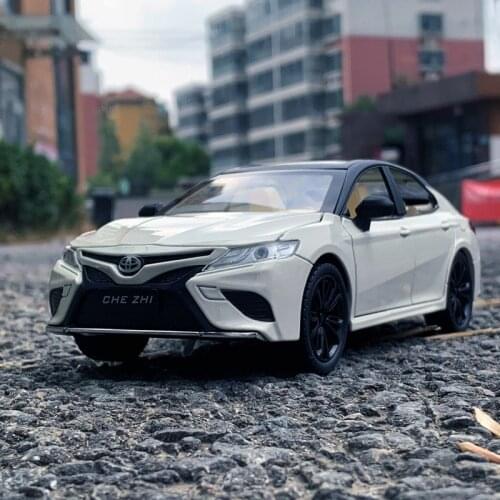TOYOTA Camry Home Decorations Gifts For Boyfriend 1:24 Alloy Car Model CheZhi Simulation Exquisite Diecasts & Toy Vehicles