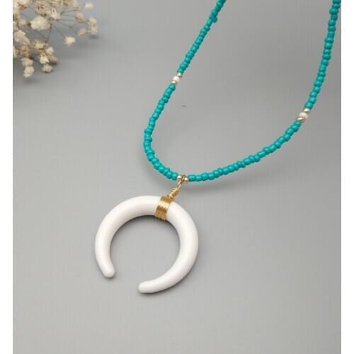 Bohemia Summer Beach Green Bead Chain with Moon Pendant Choker Necklaces for Women Party Jewelry Neck Collares Wholesale B0007-2