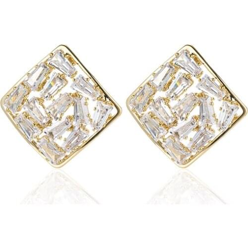 Geometric crystal earrings female temperament of silver 2021 with the new tide of earrings summer advanced atmospheric stud earr