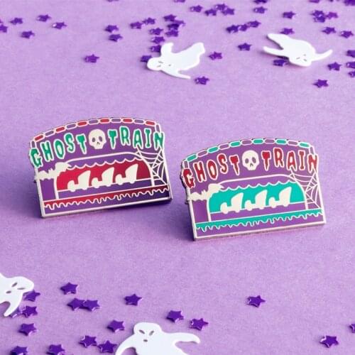 Halloween Spooky Ghost Train Brooch Pins Enamel Metal Badges Lapel Pin Brooches Jackets Jeans Fashion Jewelry Accessories