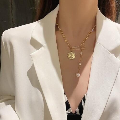 Gothic Baroque Pearl Coin Pendant Pin Choker Necklace for Women Wedding Punk Bead Gold Color Long Chain Necklace Jewelry Gift