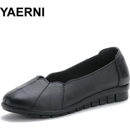 YAERNI Spring Slip On Loafers Women Flats Shoes Soft Comfortable Genuine Leather Shallow Round Toe Ladies Casual Flat Shoes