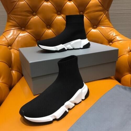 Designer Women Socks Sneakers High Top Sports Shoes Trainers Breathable Casual Shoes Ladies Slip On Autumn Basketball Shoes