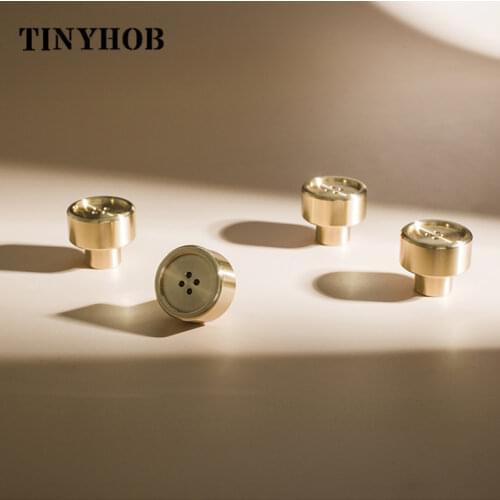 Minimalist Gold Kitchen Cabinet Bookcase Handle Brass Small Dresser Drawer Pull Knobs Nordic Style Furniture Accessories