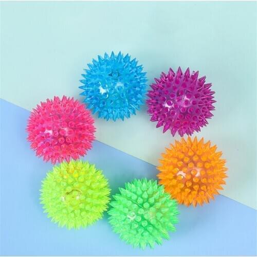 Dog Chew Molar Toy Colorful Flashing Hedgehog Balls Pet Interactive Rubber Elastic Ball Toys LED Light Puppy Biting Balls