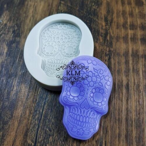KLM-00277 New Halloween silicone mold Chocolate skull mold Cake decoration