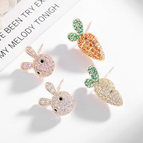 Luxurious Zircon Earrings Sparkle CZ Rabbit Earrings Stud Fashion Sweet Asymmetry Women Female Carrot Earring Jewelry