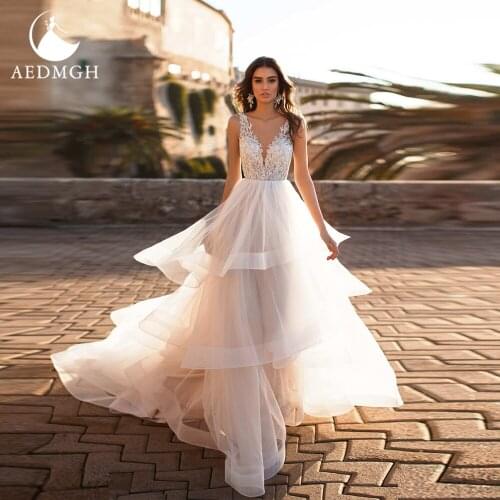 Aedmgh Empire A-Line Wedding Dresses 2021 V-Neck Sleeveless Court Train Robe De Mariage Beaded Appliques Ruffles Bridal Gowns