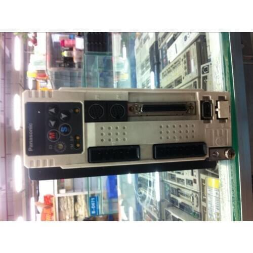 MCDDT3520 SERVO DRIVER , used in good condition . 80% appearance new , good working , free shipping