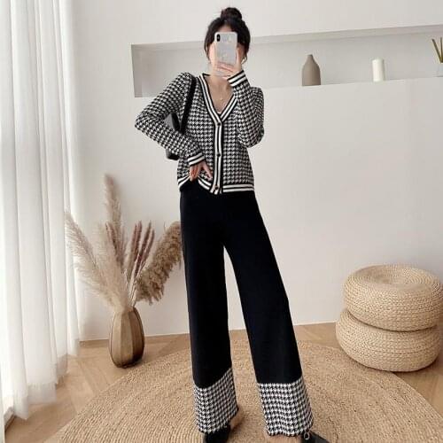 2020 Autumn New V-neck Women Plaid Knitted Cardigan Sweater + Casual Wide-Leg Trousers Two-Piece Set Female Loose Knitting Suit