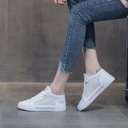 2021 Womens Sneakers Fashion Leather Mesh Stitching Breathable Thick-soled Non-slip Lightweight Comfortable Casual Shoes Women