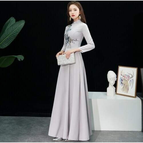 Gray Satin Embroidery Oriental Style Dresses Chinese Bride Vintage Traditional Wedding Cheongsam Dress Long Mermaid Qipao Size