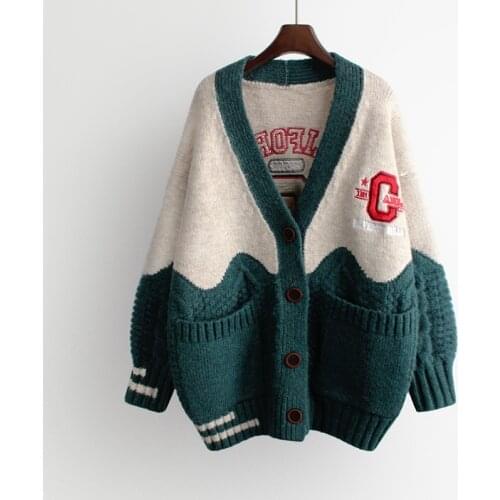 Damen Strickjacke V-Ausschnitt Buchstabe Bestickt Lässig Patchwork Lose Pullover Verdicken Warme Frühling Strickjacke Jacke 2021