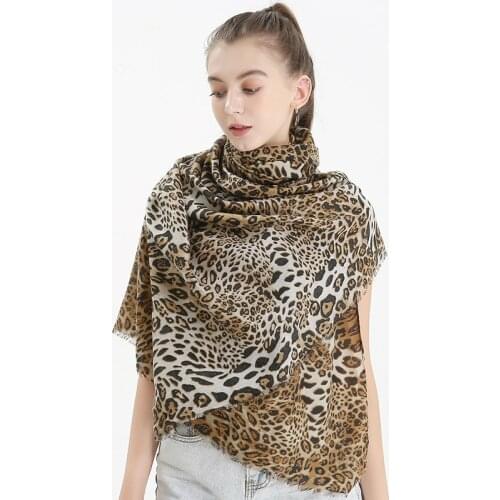 Leopard Print Womens Scarfs Winter Autumn Wrap Blanket Long Satin Cotton Warm Thickened Lady Classical Fashion