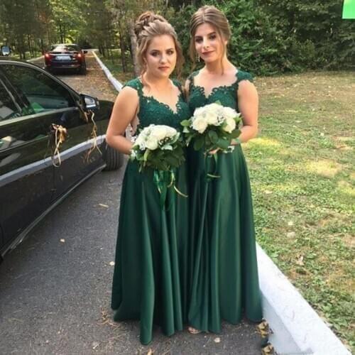 2020 Dark Green Bridesmaid Dresses Sheer Neck Illusion Appliques Floor Length Bohemian Beach Wedding Guest Gowns