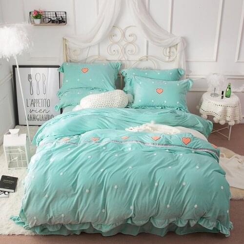Thickened down towel embroidery Luxury Fashion Bedding set King Queen size Bedding set Duvet Cover Bedsheet Pillowcase 4pcs