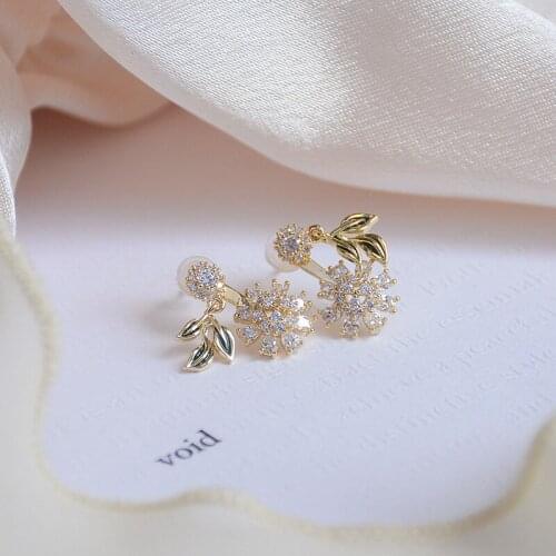 ALLNEWME Korean Cubic Zircon Flowers Pendant Earrings for Women Ladies Full Shinning Rhinestone Dangle Earrings Accessories