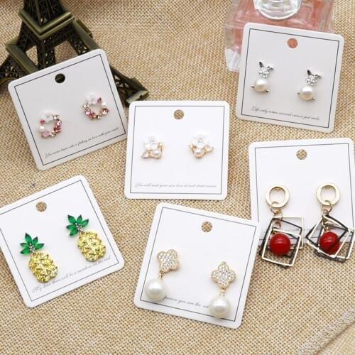 100pcs/lot Fashion Jewelry Earrings Display Paper Cards 5x5cm Concise View Cute Ear Studs Packing Labels White Kraft Han Tags