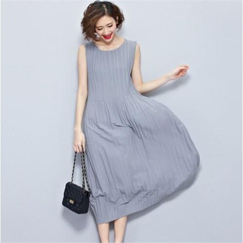 Plus Size Women Dress Sleeveless Solid Loose Tank Chiffon Dress 2020 Summer Pleated Long Vest Dresses Female Party Vestidos