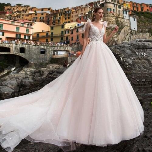 Princess Ball Gown Wedding Dress 2021 vestido de noiva V Neck Sleeveless Lace Appliques Glitter Wedding Bridal Gowns
