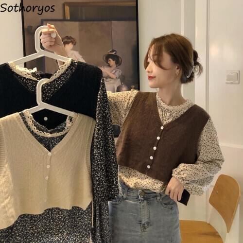 Sweater Vest Women V-neck Crop Top Single-breasted Kawaii Sweet Girls Korean Style Chic Fashion Ins All-match Casual Autumn New