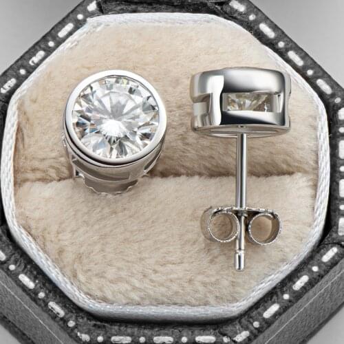 A Butterfly Jewelry 5mm And 8mm Round Cut SONA Stone Stud Earrings Stone Shining Quality Guarantee