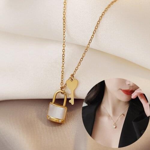 2021 New Design Womens Delicate Vintage Lock And Key Charm Necklace Kolye Fashion Accessories Jewelry