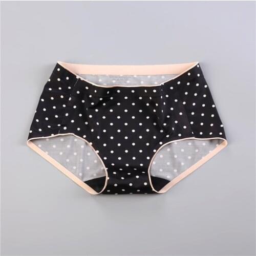 Seamless Mid Waist Sport Panty Sexy Lingerie dots Ladies Panties Breathable Underpant Ice Silk Satin Womens Underwear