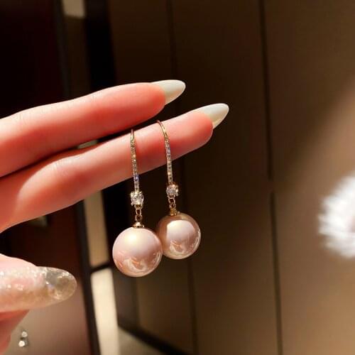 2021 New Fashion Korean Oversized White Pearl Drop Earrings for Women Bohemian Golden Round Zircon Wedding Earrings Jewelry Gift