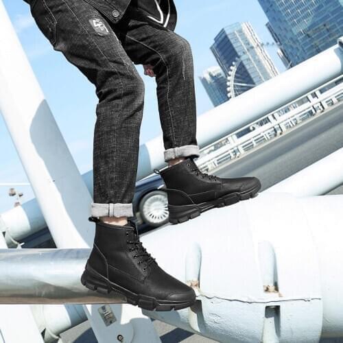 Mens boots Casual flat Mens casual causal sneakers man shoes 2020 sport Sneaker hot leisure shoe leather sale men for male mens