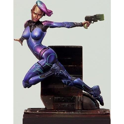 1/24 ancient girl stand with base Resin figure Model kits Miniature gk Unassembly Unpainted