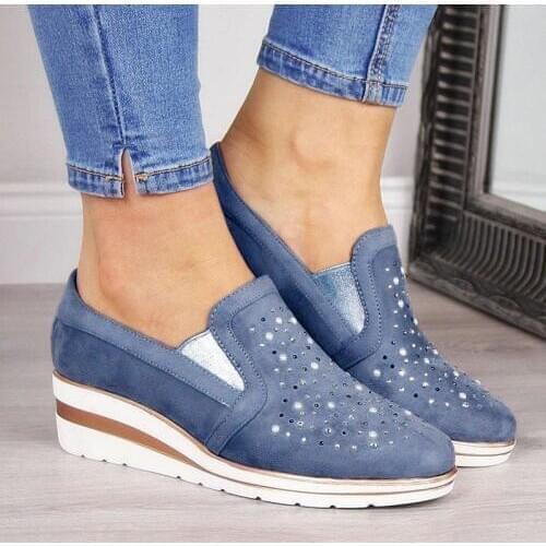 Hot wedges shoes for women Cow Suede New Bling Autumn shoes woman Fashion Slip-On Round Toe casual flat shoes comfortable flats