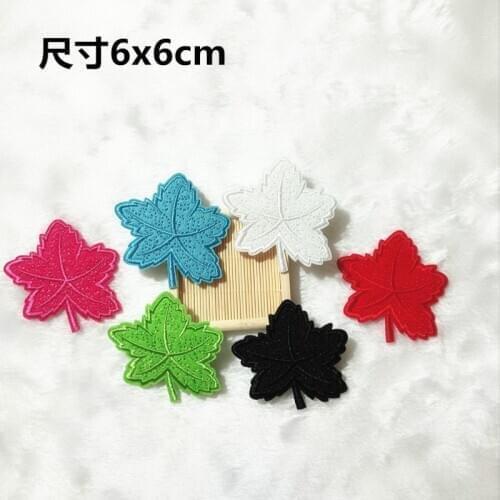 50pcs/lot Maple Leaf Embroidery Patches Leaves Plant Sticker Clothing Accessories Decorations Kids Skirt Applique
