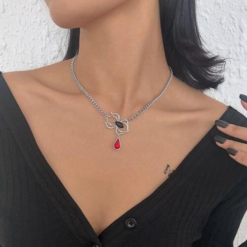 Lalynnly Halloween Temperament Rhinestone Silver Color Spider Pendant Necklace Party Gift For Women Girls Neck Jewelry N9083
