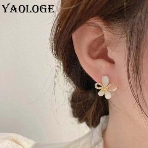 YAOLOGE Enamel Flower Earrings For Women Geometric Alloy Stud Earring 2021 Trend New Party Gift Festival Fashion Jewelry Brincos