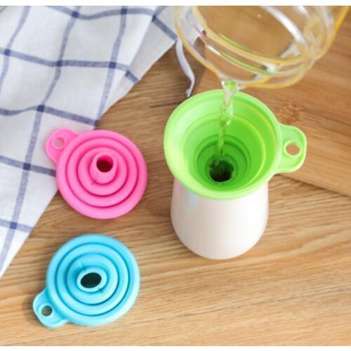 300pcs Mini Silicone Collapsible Funnel Foldable Funnel for Liquid Transfer SN1177