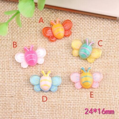 Kawaii Resin Cabochons 20pcs 24*16mm Flatback Colorful Butterfly Shape Clay Beads charms Pendant Ornament Accessories Patch