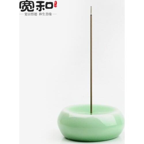 Pure hand ceramic incense of Longquan celadon kiln lying incense 2mm incense fragrance blending creative needle incense