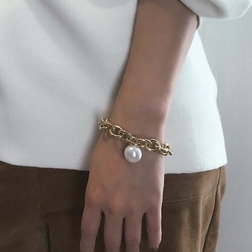 Simple Gold Color Round Circle White Pearl Ball Bohemian Bracelet Women Bangle Party Gift Metal Thick Chain Hand Jewelry