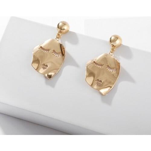 New Special Design Abstract Gold Alloy Human Face Dangle Earrings For Women Vintage Geometric Pendant Earrings Party Jewelry