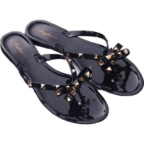 2019 new slippers female summer fashion rivet bow flip flops wear wild flat jelly shoes sandals and slippers