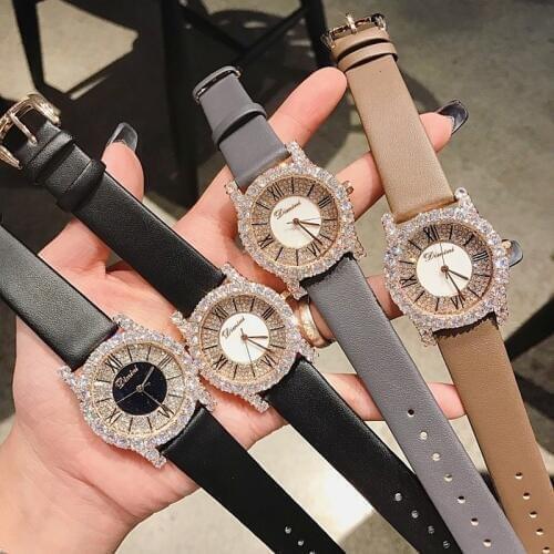 New Fashion Rose Gold Diamond Lady Watch Women New Rhinestone Dress Watches Luxury Leather Strap Women Quartz Watches 2018 Clock